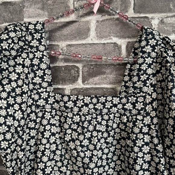 NWT Billabong flirty mood floral black white puff sleeve mini dress - Picture 6 of 16